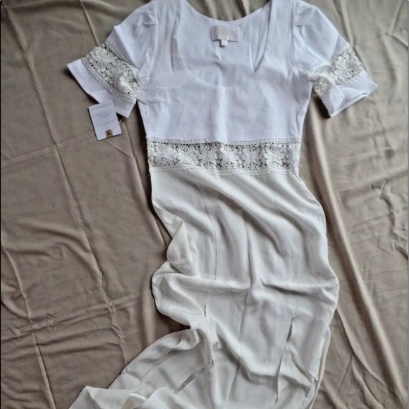 Stone Cold Fox white dress - Picture 2 of 2